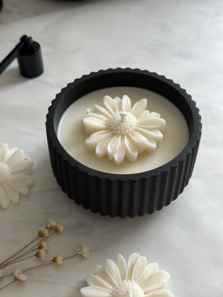 Świeca sojowa black DALIA stokrotka 200 ml